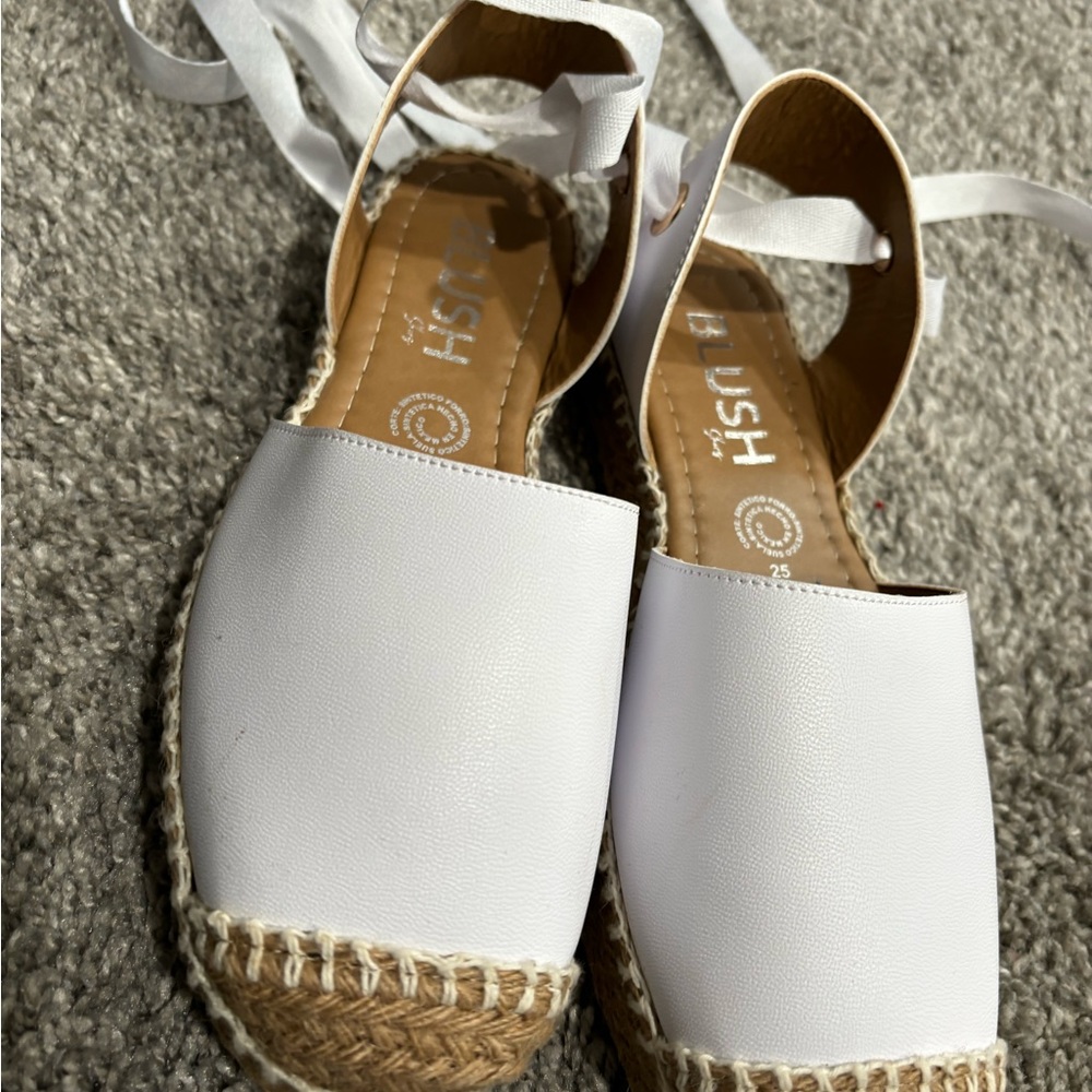 Sandals 🛍️